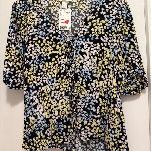 H&M Floral Women's Blouse - Black, White, Yellow - Picture 3 of 5